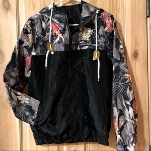 Black&Floral Windbreaker 🌺